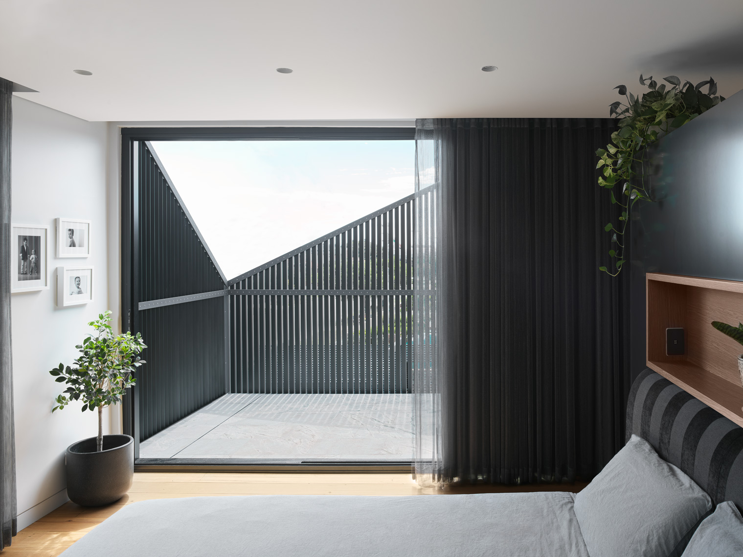 luke-butterly-2019-Jacobson-House-by-Anderson-Architecture-Sydney-NSW-8